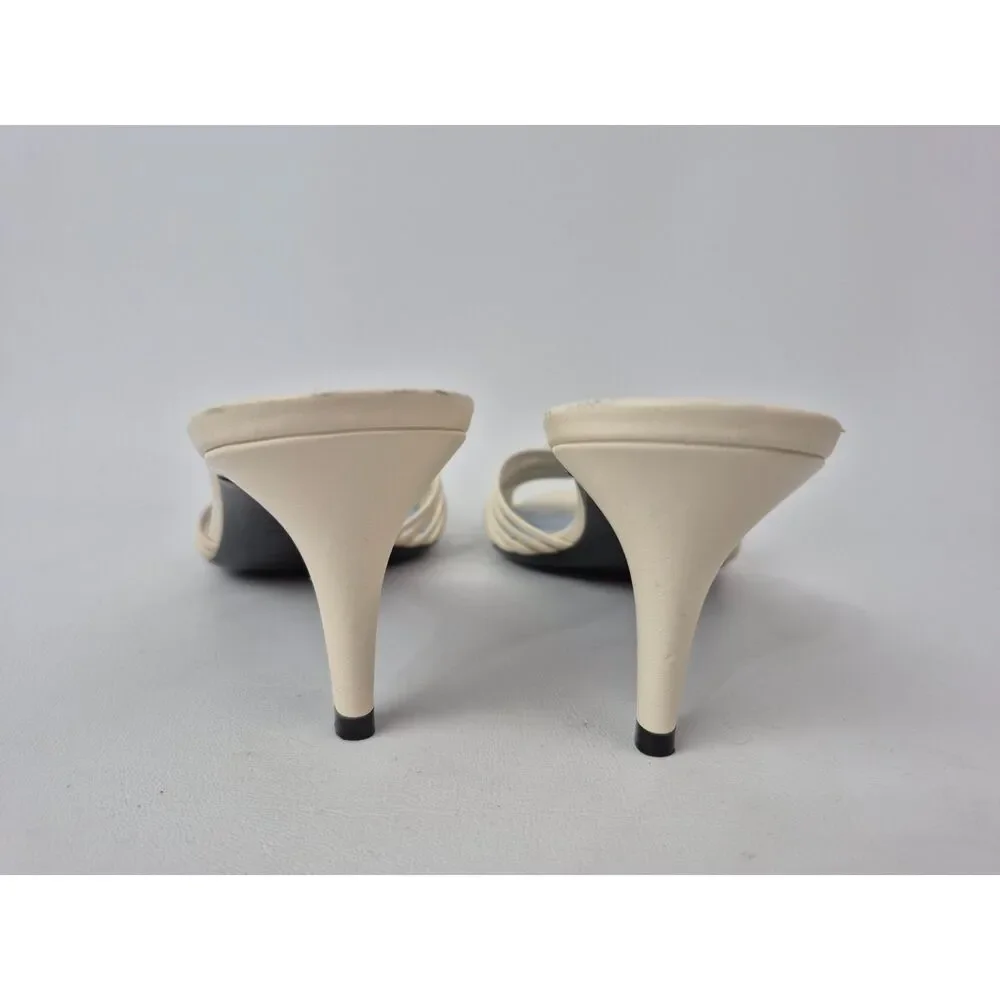 Valentino Women's Ren Butter White Royal Heart VLogo Leather Sandals Size 39